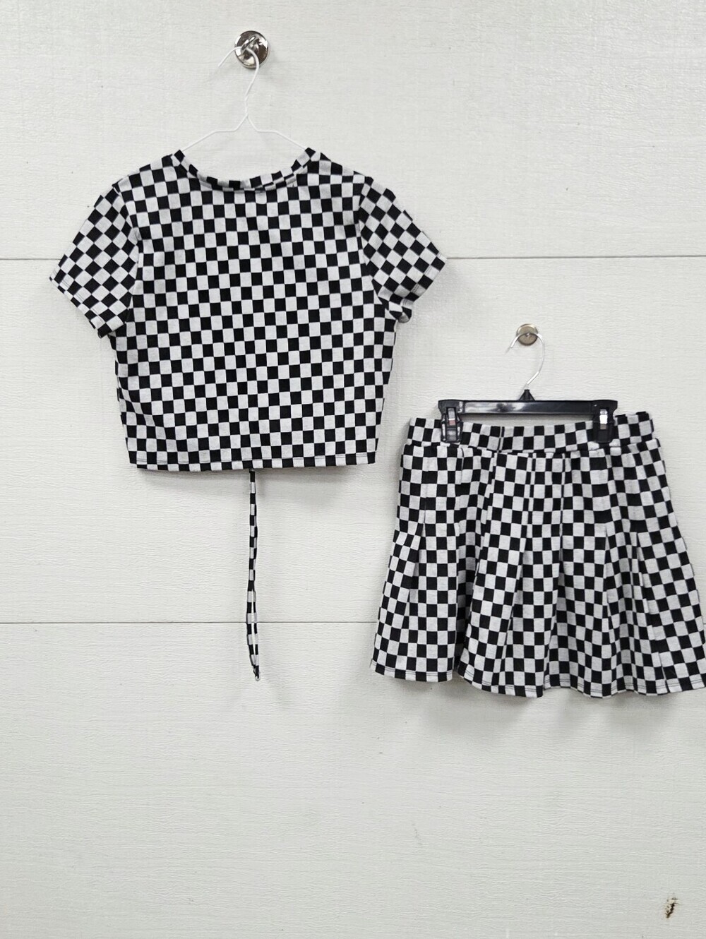 Freshman 2pc Checkered Crop Top & Pleated Skirt Set - Grey & White - Picture 7 of 8